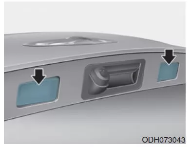 Glühlampe der Kennzeichenbeleuchtung ersetzen